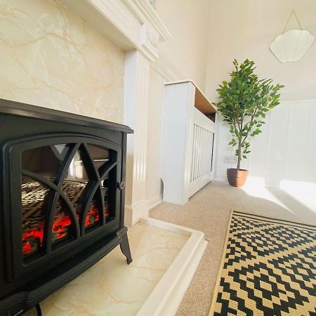 Coastal 2 Bedroom Maisonette With Parking WTA WTA Eastbourne Exterior foto